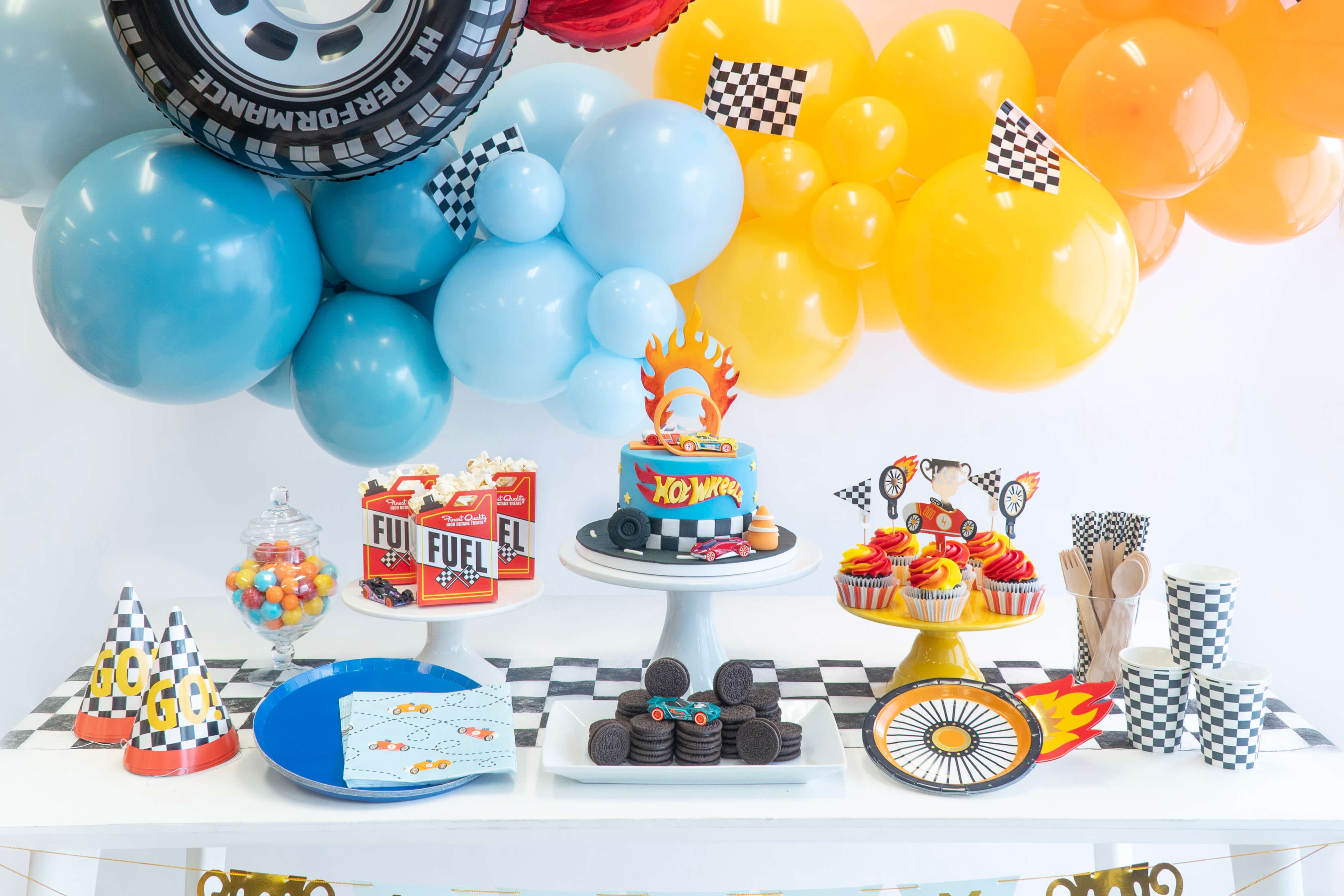 Hot Wheels Themed Birthday Party Ideas by Momo Party