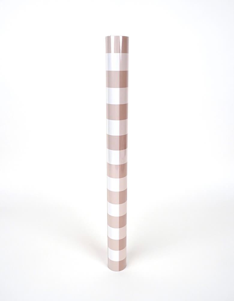 Momo Party's 18" x 120" Brown Gingham Paper Table Runner by Gatherings. Bring the merriest of moments to your holiday table with this stylishly plaid brown gingham table runner! From buffets to family dinners, this festive pattern will add a touch of classic, cozy charm that will warm up any home. Perfect for the fall holidays! Add a ravishing look to your table top with our uniquely created table runners, making your table appear more lavish. Our table runners are 100% recyclable which helps with a swift!