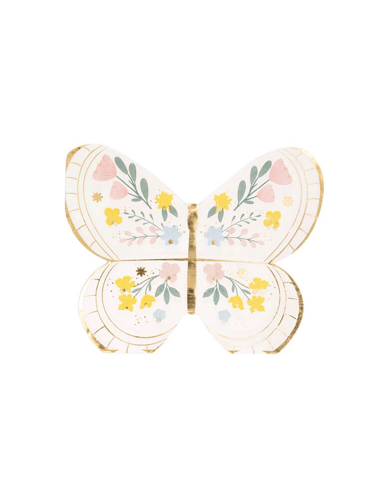 Momo Party's 6" × 4⅞" butterfly shaped napkins by My Mind's Eye. Comes in a set of 24 napkins in two different designs with gold foil accents, these napkins will elevate any occasion. Perfect for both casual and formal gatherings, these napkins are sure to bring a smile to your guests' faces.