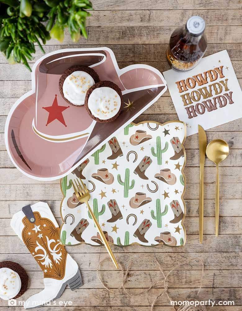 Saddle up for a good time with these awesome cowboy howdy small napkins! These playful napkins are perfect for your next cowboy party! Kick back and relax with these quirky and fun napkins. Giddy up!