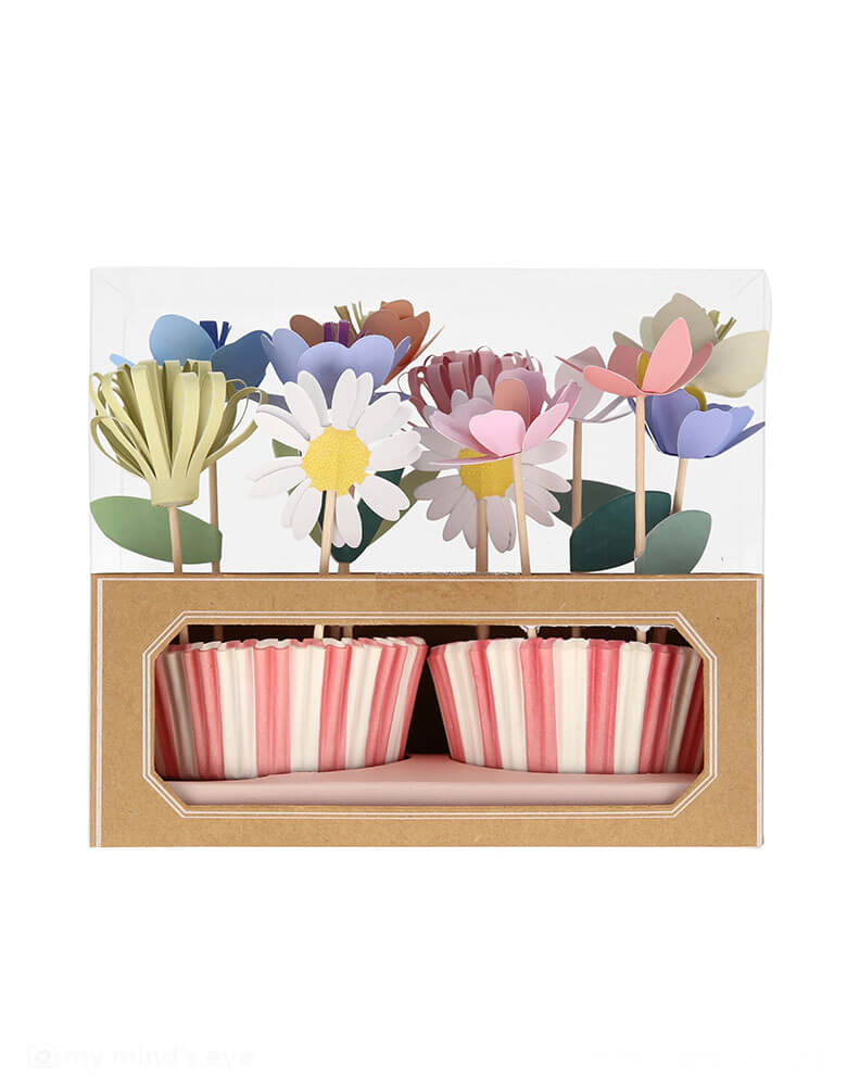 Momo Party's flower garden cupcake kit by Meri Meri. Comes in a set of 12 beautiful hand crafted flowers toppers and striped cupcake cases, this gorgeous cupcake kit is a perfect addition to your spring inspired celebration or garden, floral themed birthday party.