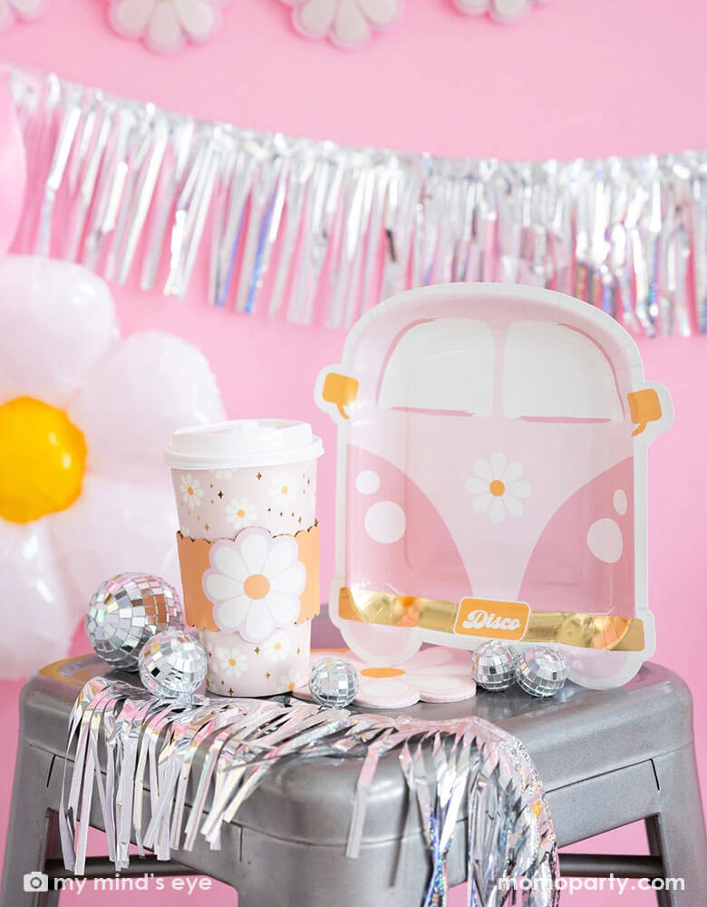 Disco Daisy Van Shaped Paper Plates (Set of 8)