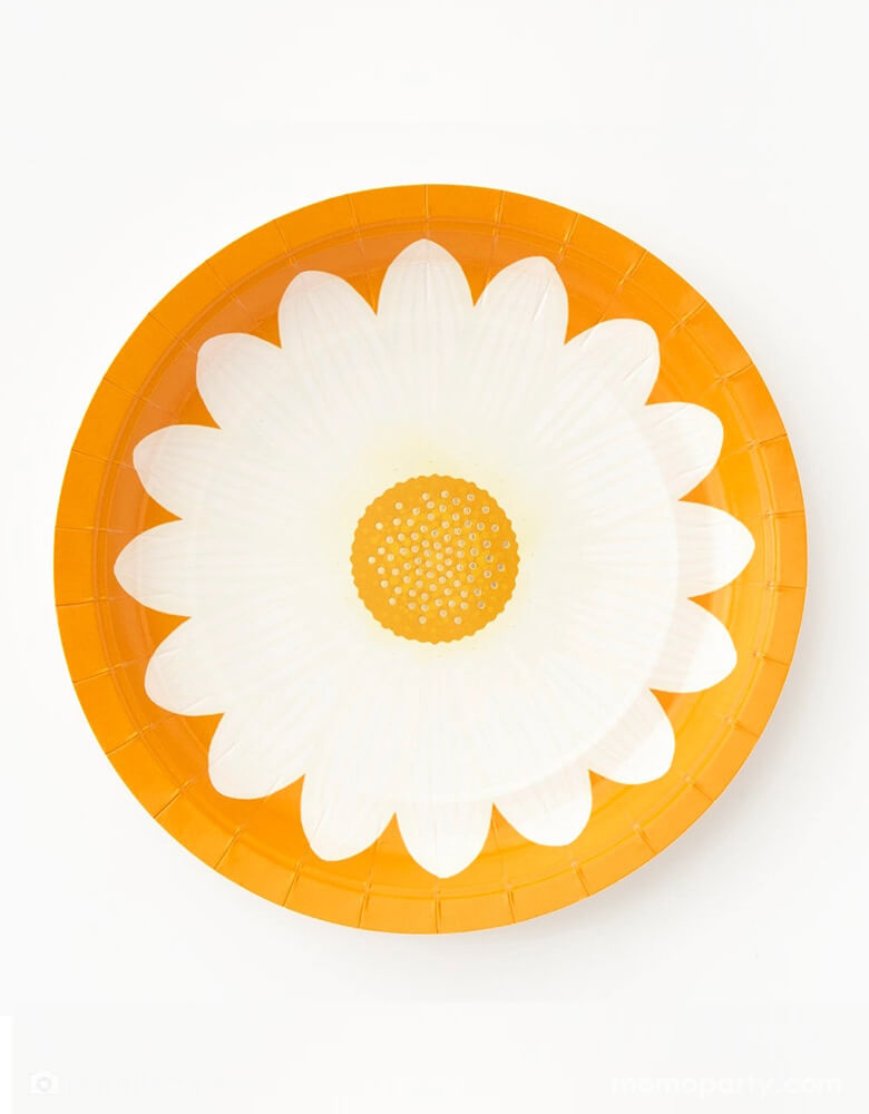 Momo Party's 8" retro daisy paper plates by Paper Source. Perfect for a retro 60's themed party, a love and peace themed bash, let the good times roll with these awesome party plates!