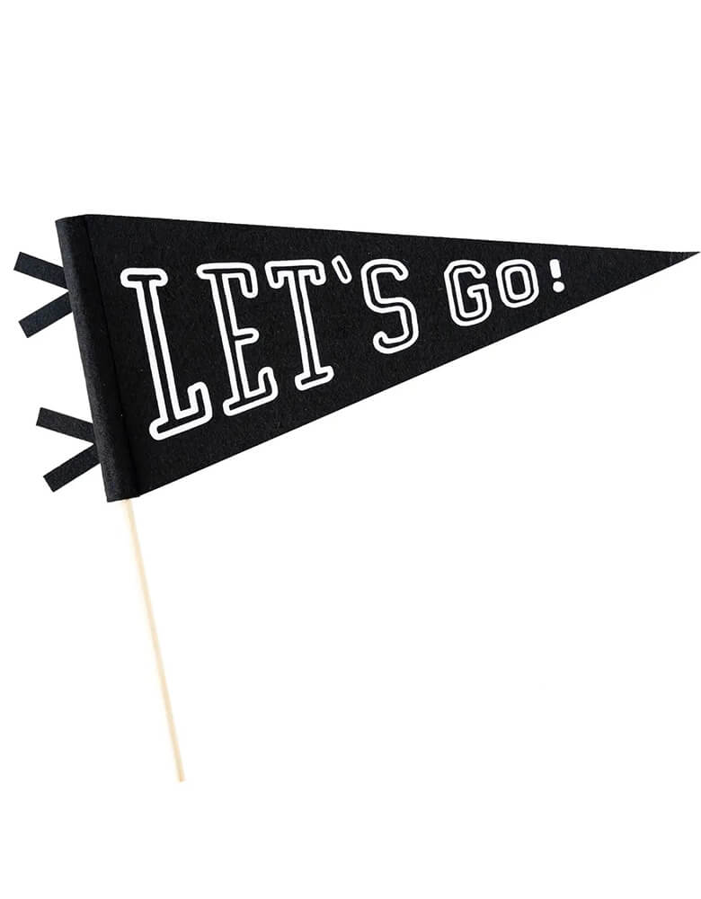 Momo Party's 15" Let's Go Felt Pennant by My Mind's Eye. Featuring the phrase "let's go!" this pennant banner is the perfect way to show team spirit at tailgate parties, at kick off, or during post game celebrations.