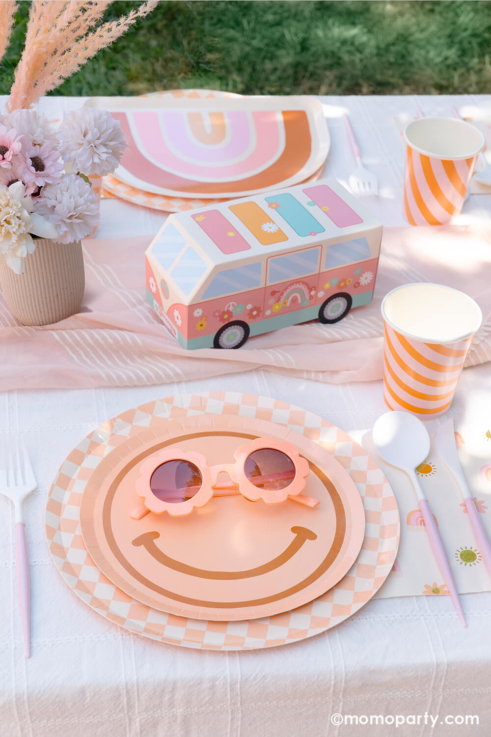 Peace & Love Smile Dessert Plates (Set of 8)