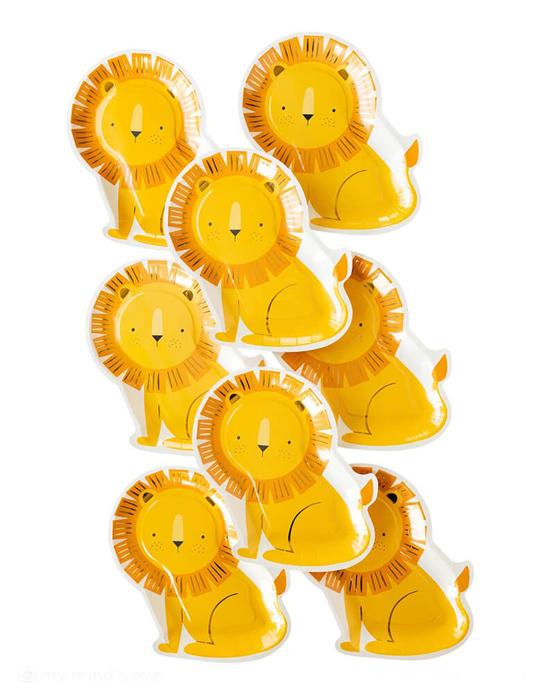 Momo Party's 9" x 11" die-cut lion shaped paper plate by My Mind's Eye. Comes in a set of 8 plates, featuring a golden mane accented with shimmery gold foil, this lion party plate is the perfect addition to a safari themed tablescape at your little explorer's birthday celebration.