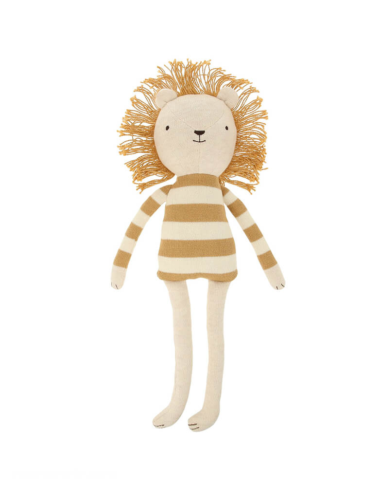 Angus Lion Small Toy by Meri Meri. beautifully crafted from soft knitted organic cotton, with a fabulous mane. Angus the lion is a fine fellow for children to play and have great fun with. He's also perfect for nighttime cuddles!