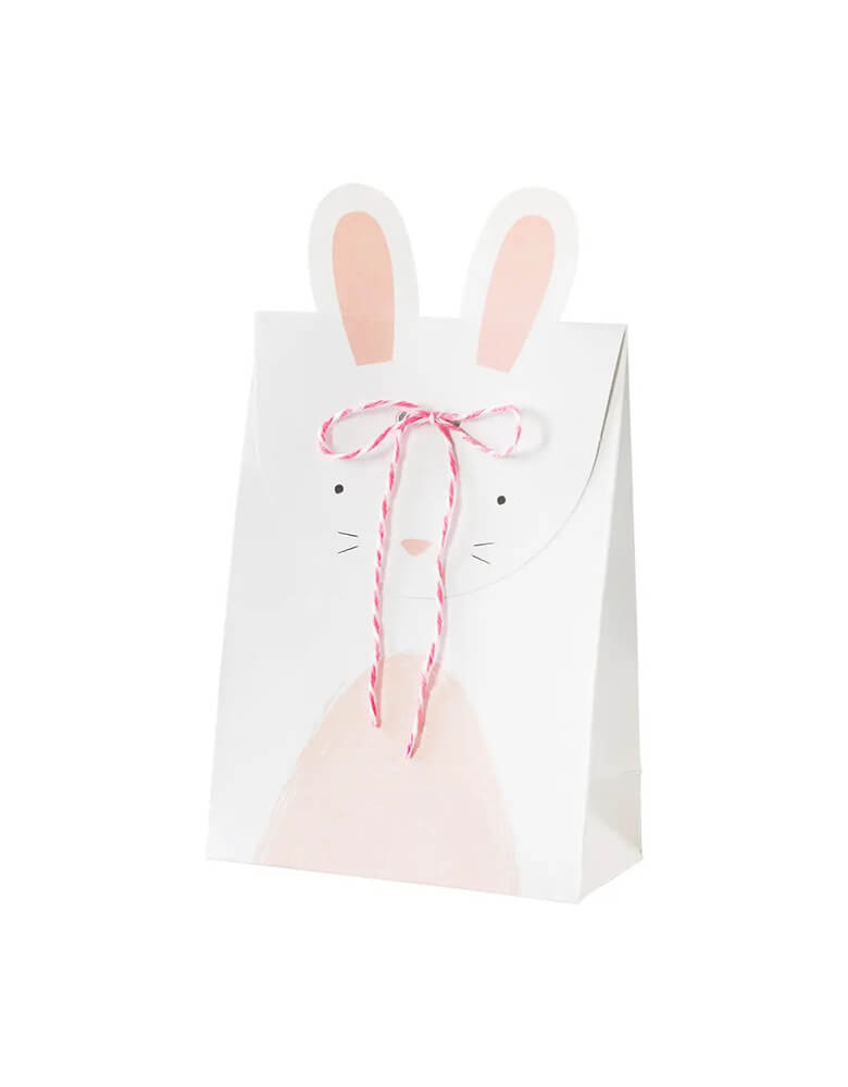Momo Party's 2.5 x 5 x 8" bunny treat bags with twines by My Mind's Eye. Come in a set of 12 bags, they're perfect to send your guest home from an Easter celebration party.