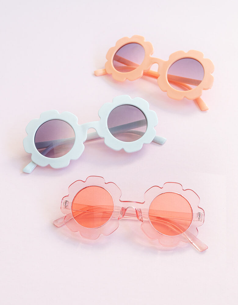 Daisy shaped Sunglasses for Kids/ toddler. featuring cute daisy shape in peach, clear pink and white color
