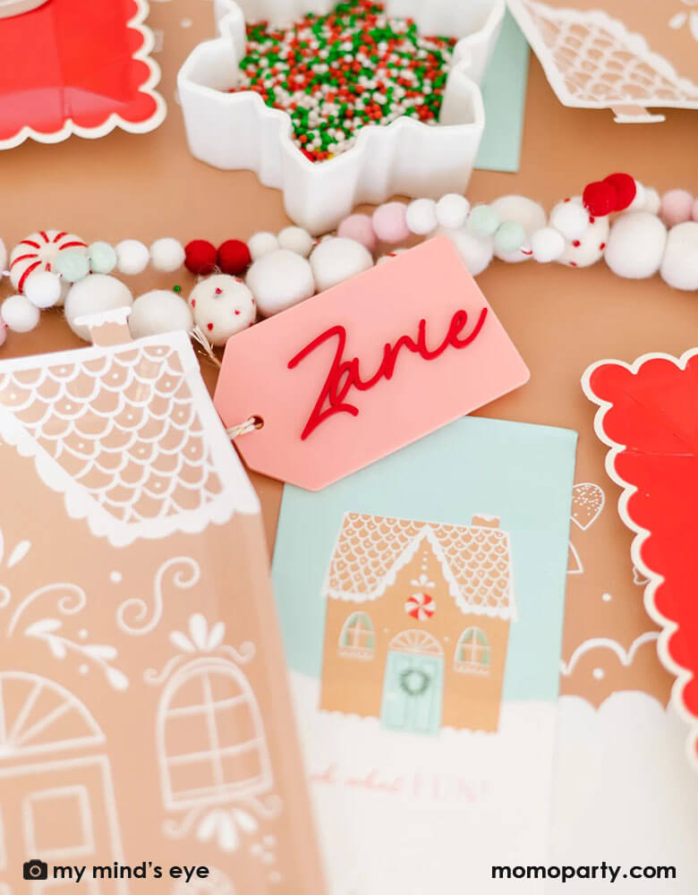 Gingerbread Scalloped Guest Napkins (Set of 24)