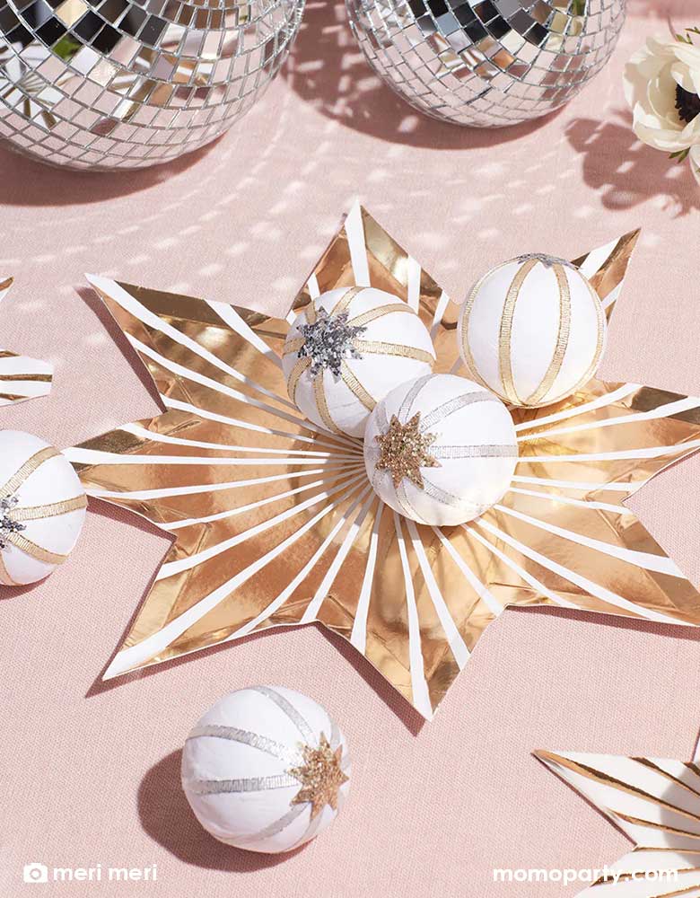 Gold Stripe Star Plates (Set of 8)