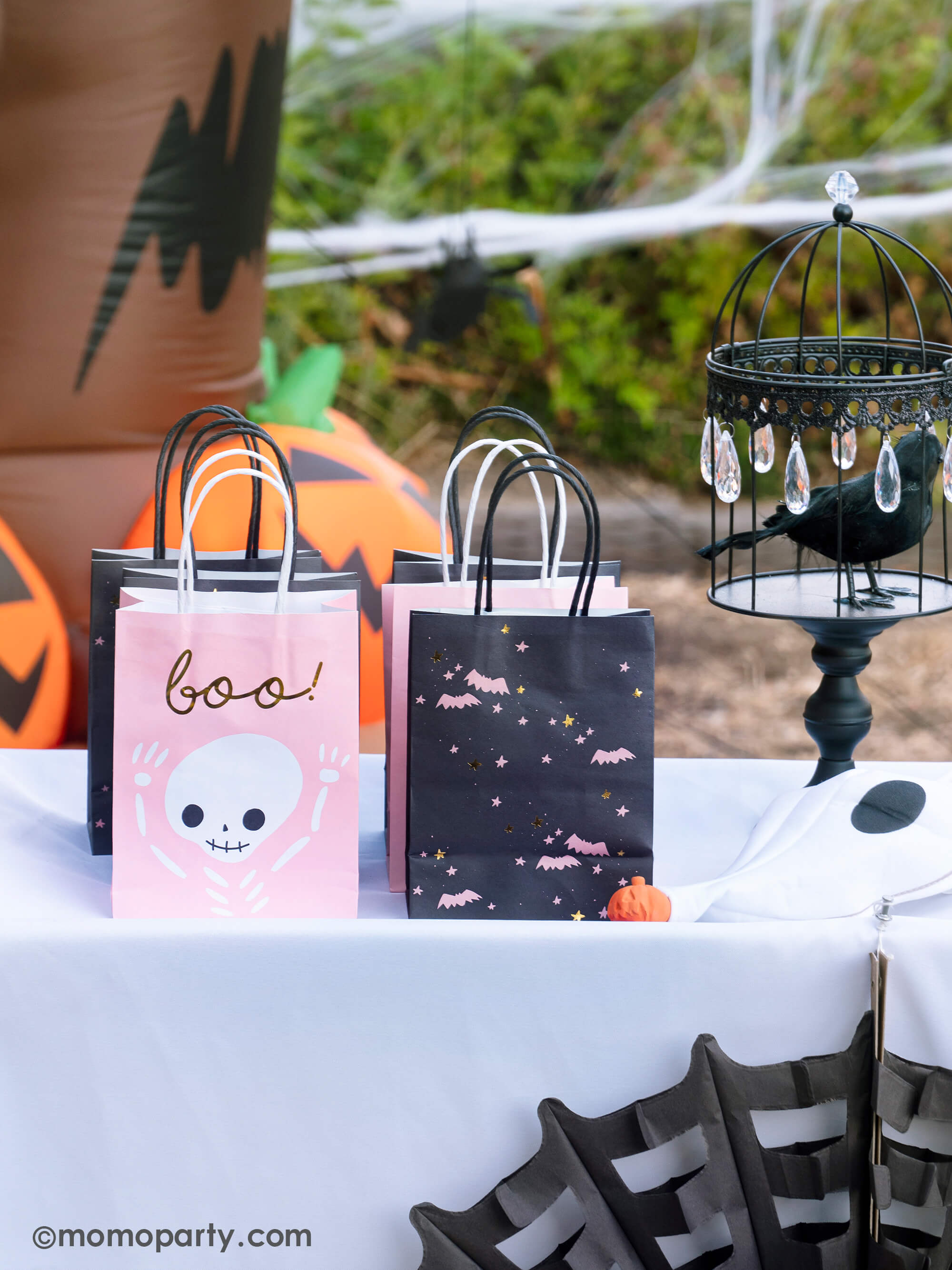 Halloween Boo! Pink Party Bags (Set of 6)
