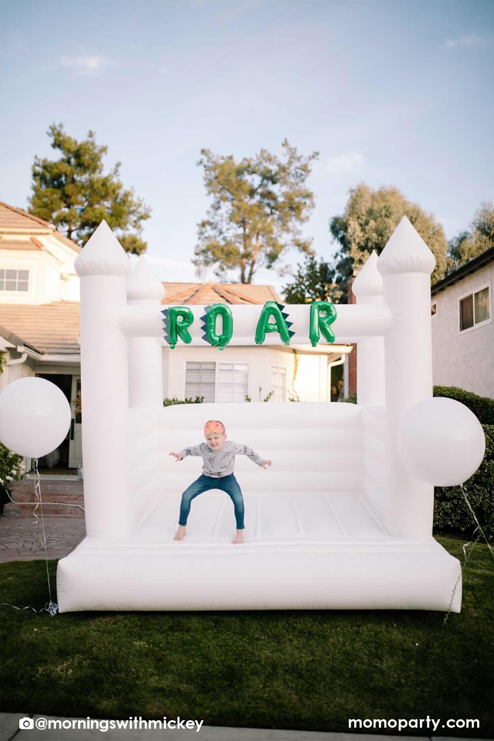 Party Dinosaur Paper Masks (Set of 8)