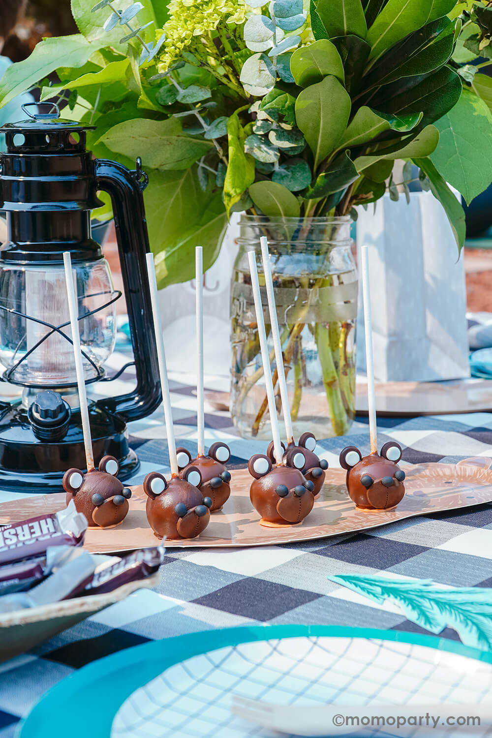 Brown Bear Plates (Set of 8)