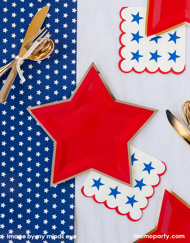 Red Star Shaped Gold Foiled Plates (Set of 8)