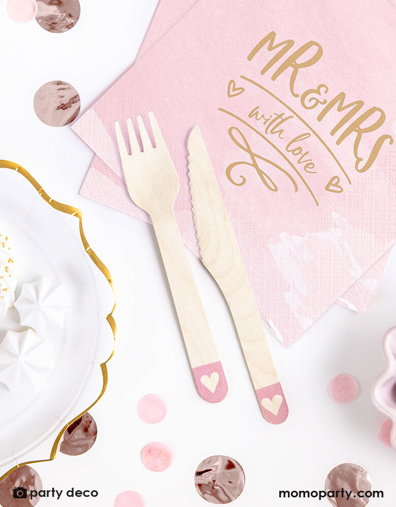 Pink Heart Wooden Cutlery Set (Set of 18)