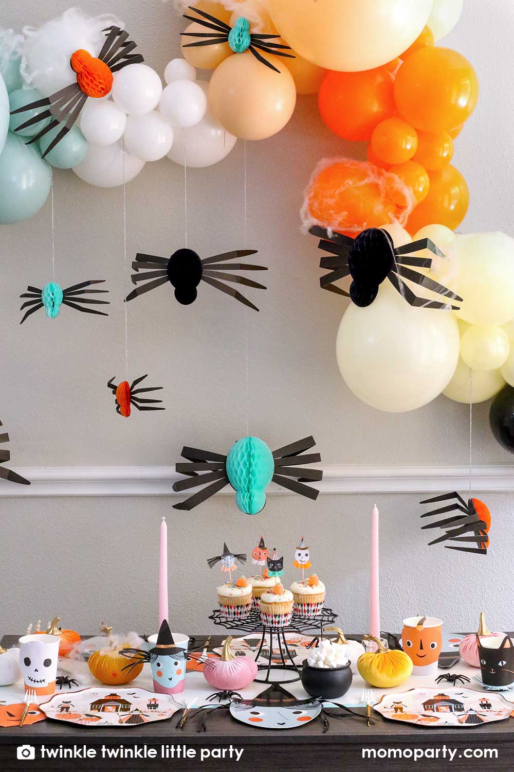 Hanging Honeycomb Spiders (Set of 12)