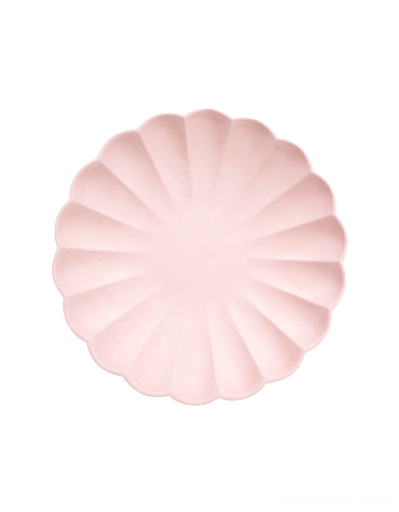 Meri Meri - Simply Eco Small Plates in Pale Pink. Pack of 8 . These beautiful pink plates, with a molded shape and stylish scallop edge, will look amazing for your party table. They're also eco-friendly as are made from bamboo, wood fiber and sugarcane pulp, and are dyed with water-based inks. Perfect for mermaid birthday party, princess party, tea party, easter party, garden party, faire party, baby shower, bridal shower, all type of modern party and celebration