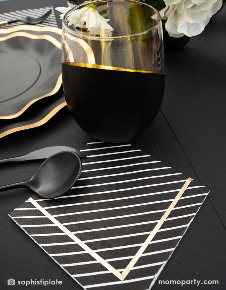 Black And Gold Stripes Napkins (Set of 20)