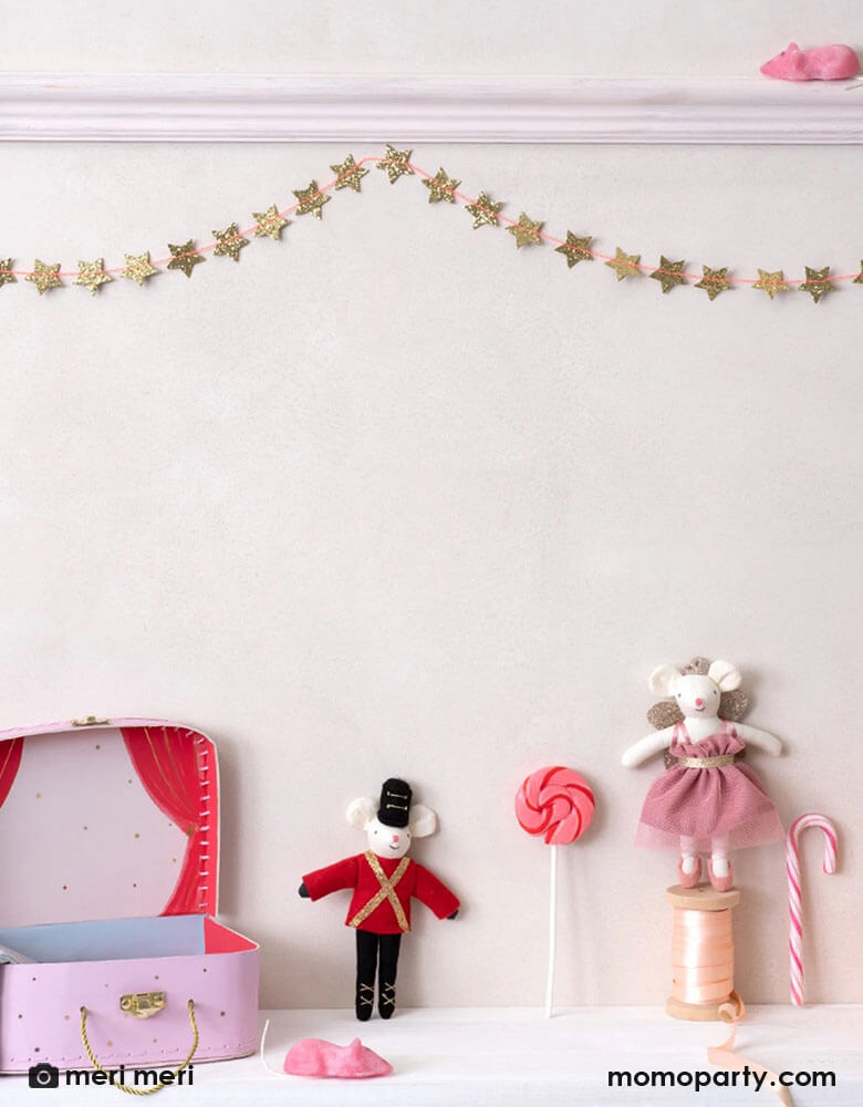 Theater Suitcase & Ballet Dancer Dolls