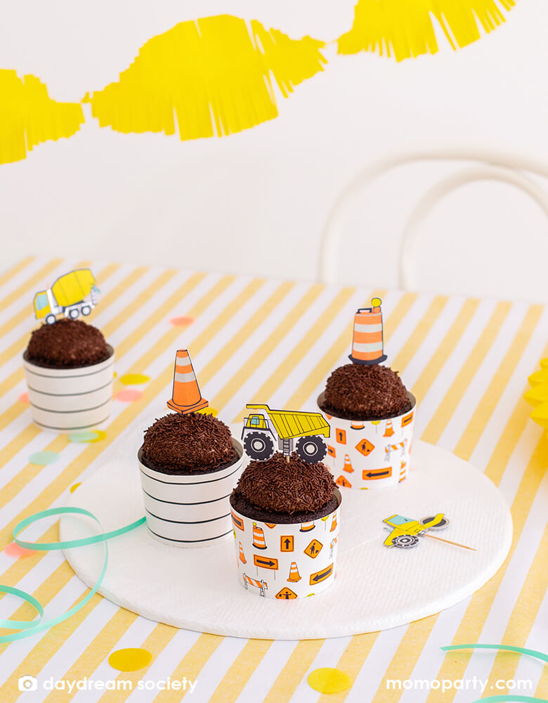 Under Construction Cupcake Decorating Set (Set of 24)