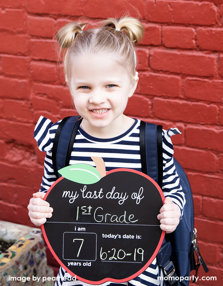 First and Last Day Reversible Apple Chalkboard Sign