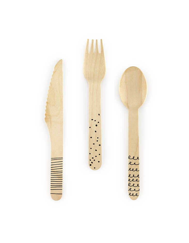 Momo Party's Black Wooden Cutlery Set by Party Deco. This wooden cutlery set featuring a fun scribble patter is perfect for your everyday celebration.