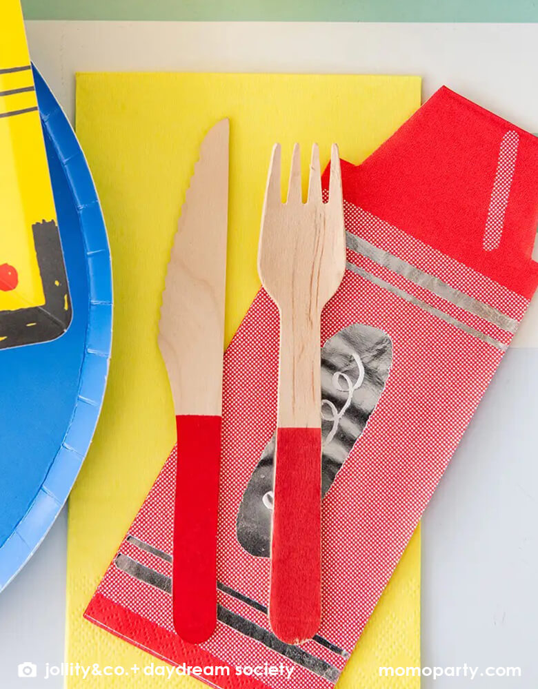 Crayon Napkins (Set of 16)