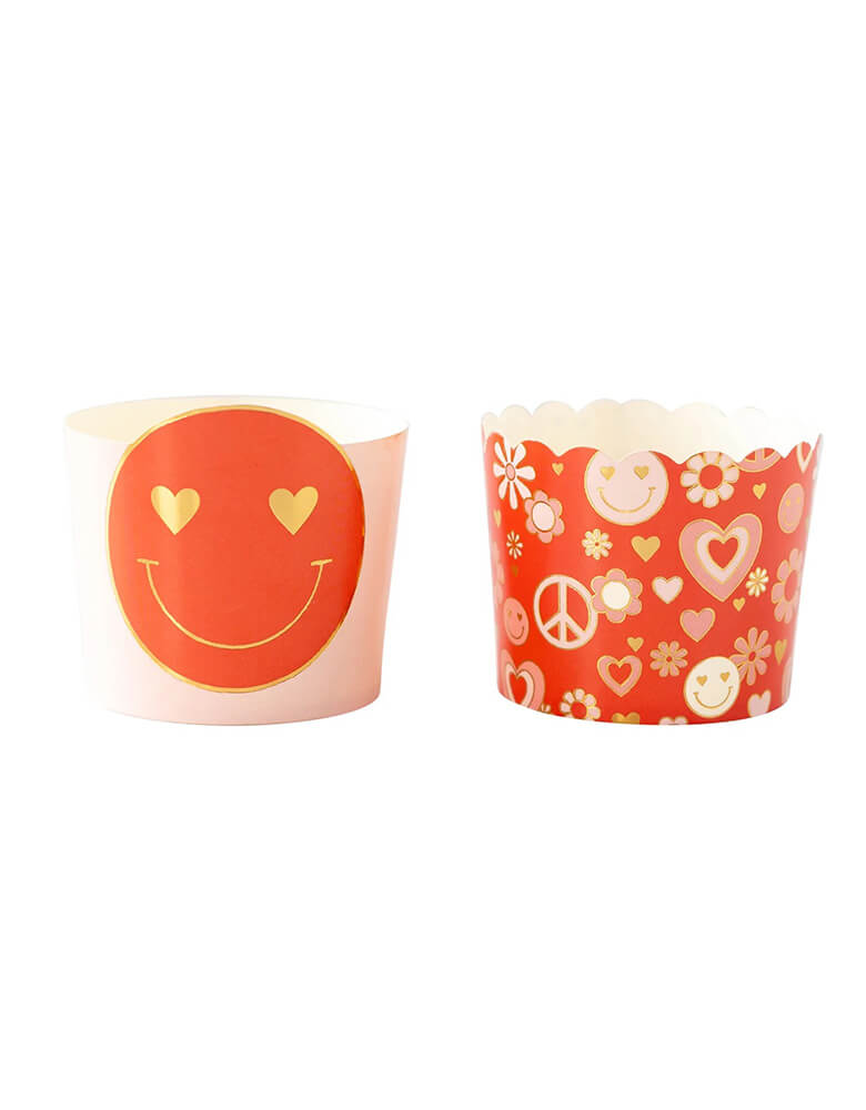Momo Party's Occasions by Shakira - Love Baking Cups with Toppers by My Mind's Eye. Featuring retro designs, smile faces, flowers, and heart picks - it's never been easier to add a hint of sweetness to your desserts. Bake with love and style, this set is perfect for an on-trend groovy retro themed Valentine's party!
