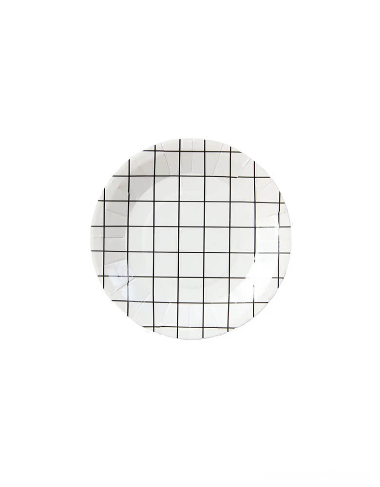 Momo Party's 4.5" Mini Grid Canape Plates by Bash Party. These glossy white plates are adorned with a crisp black grid, and they are perfect for mixing and matching with...well, pretty much anything! These are perfect for your tiniest treats, such as cupcakes and canapes! 