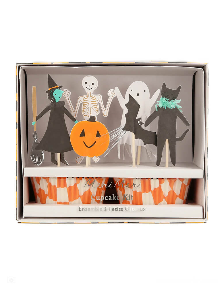 Momo Party's Happy Halloween Cupcake kit by Meri Meri. This fun cupcake kit features colorful Halloween character cake toppers, including ghosts, black cats, bats, witches, pumpkins and skeletons, with thrilling embellishments, team chillingly with the check cupcake cases. All beautifully packaged in a swirling '60s inspired psychedelic check box. It makes a terrific gift for creative chefs.