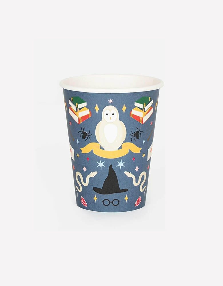 Momo Party 9 oz wizard themed party cups by My Little Day. Comes in a set of 5 paper party cups, featuring wizard elements like snakes, wizard hat, glasses, owls, and spell books, these cups are perfect for a Harry Potter themed wizard party.