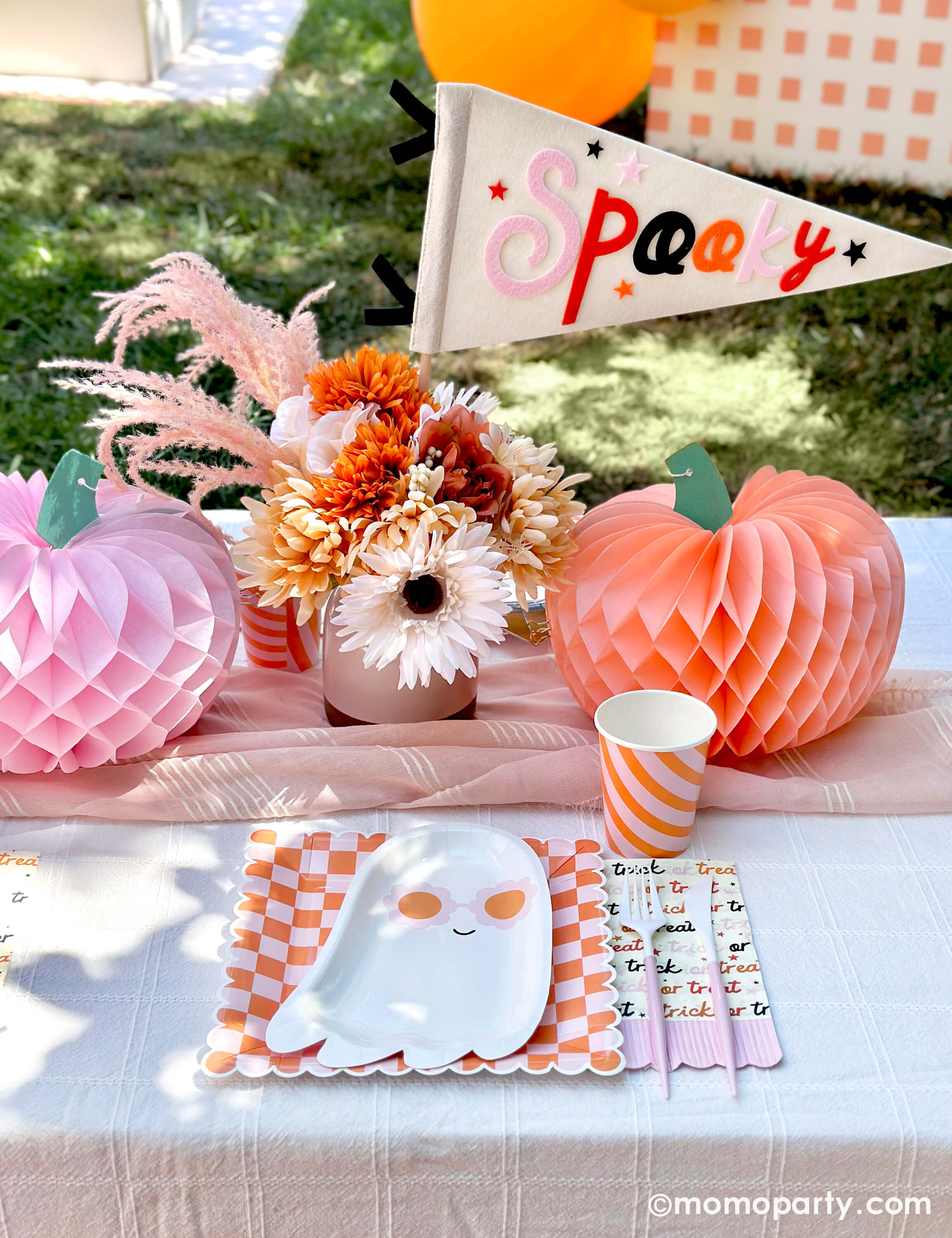 Light Pink Honeycomb Tissue Paper Pumpkin