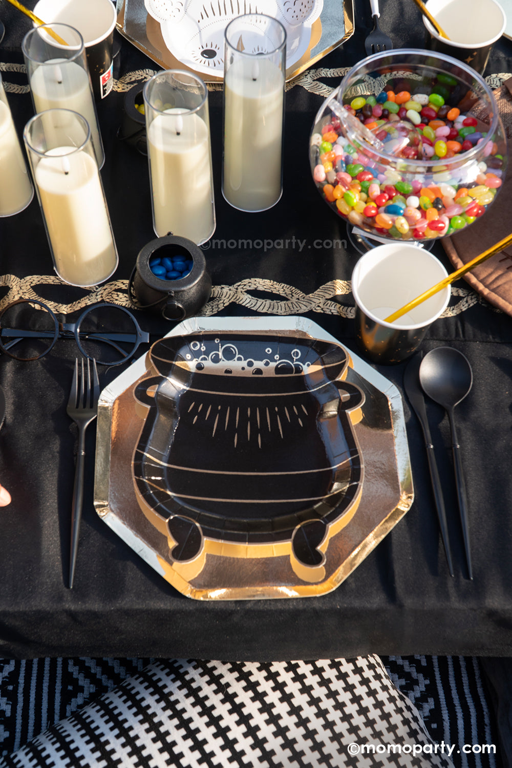 Spellbound Cauldron Shaped Large Plates (Set of 8)