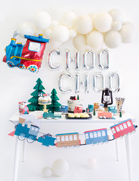 MOMO PARTY Choo choo Train Birthday Party Set up