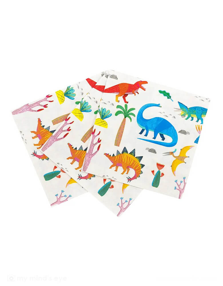 Momo Party's 6.5 x 6.5 inches dinosaur party napkins by Talking Tables. Comes in a set of 20 napkins, featuring 5 different jurassic dinosaurs, these colorful napkins are perfect for catching crumbs or mopping up drink spills. A practical addition to a kids dinosaur birthday party.