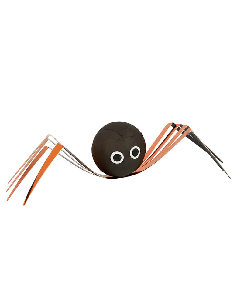 Meri Meri  Halloween Spider Surprise Balls. These surprise balls are crafted from layers of crepe paper and have paper legs with foil detail, and stickers for the eyes. They look absolutely amazing on your Halloween party table, or popped into a party bag as a treat to delight your guests. Unwrap the layers to reveal the hidden gifts!