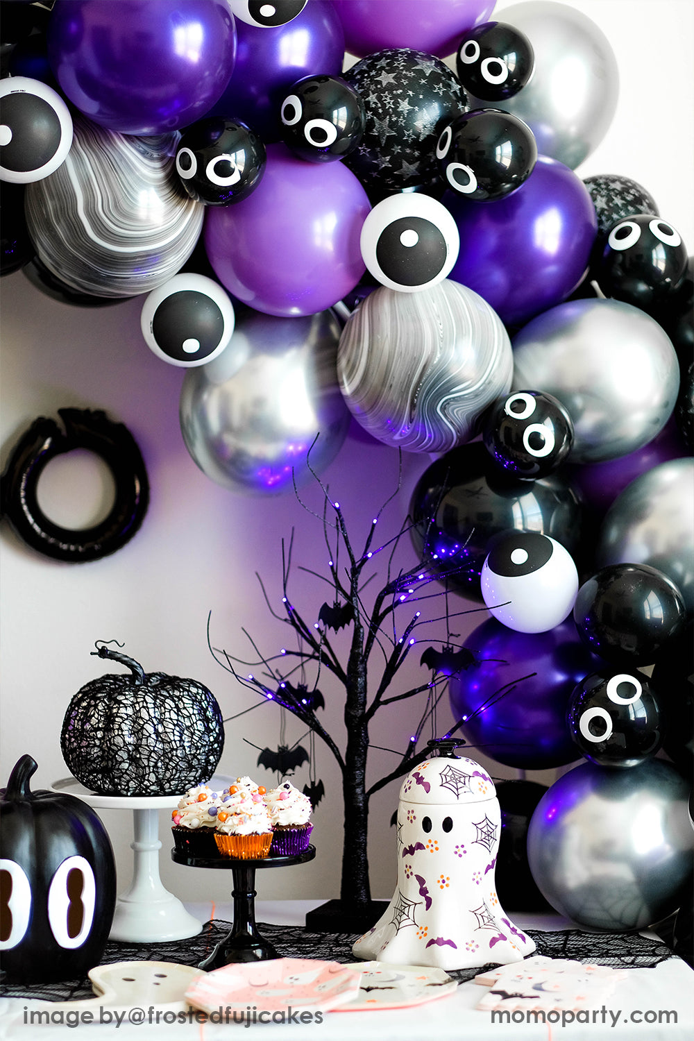 Halloween Friendly Eyeball Balloon Mix