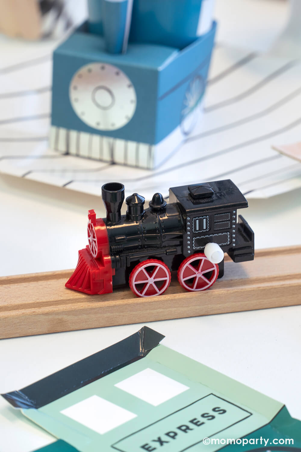 Wind-up Trains (Set of 4)