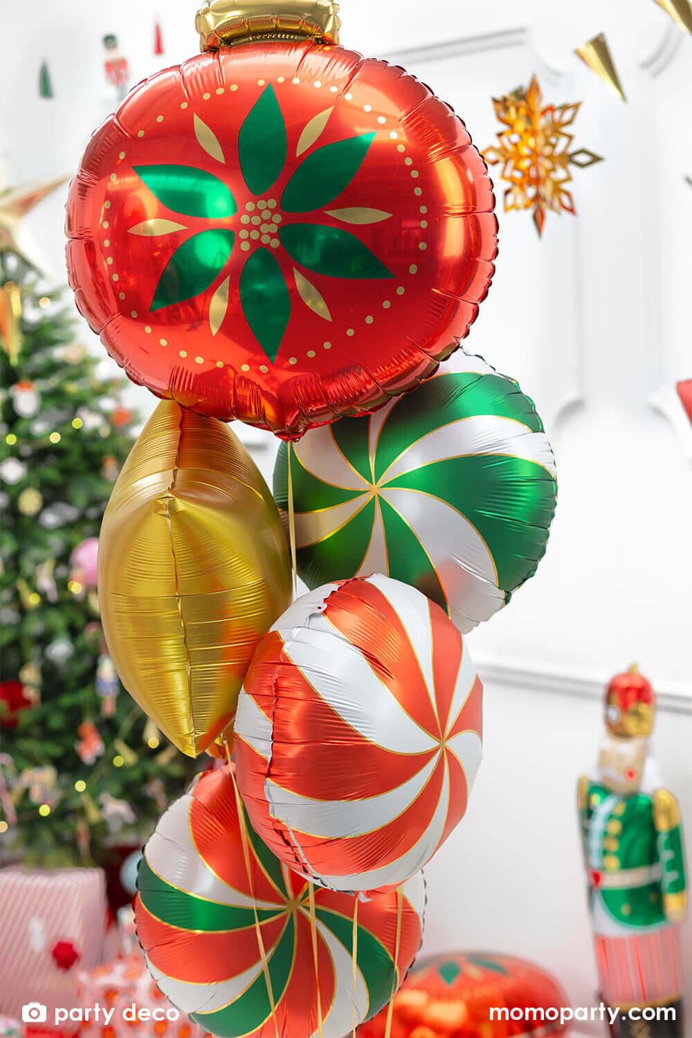 Red Christmas Ornament Foil Balloon