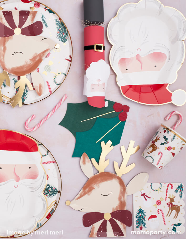 Reindeer with Bow Plates (Set of 8)