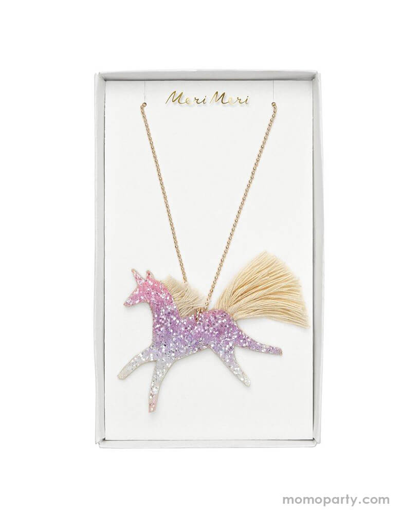 Meri Meri - 187234 Unicorn Ombre Glitter Necklace in a clear box package. This gorgeous ombre glittery unicorn necklace, with a sweet yarn mane and tail on a gold enamel bead chain, will make a truly fantastic gift.