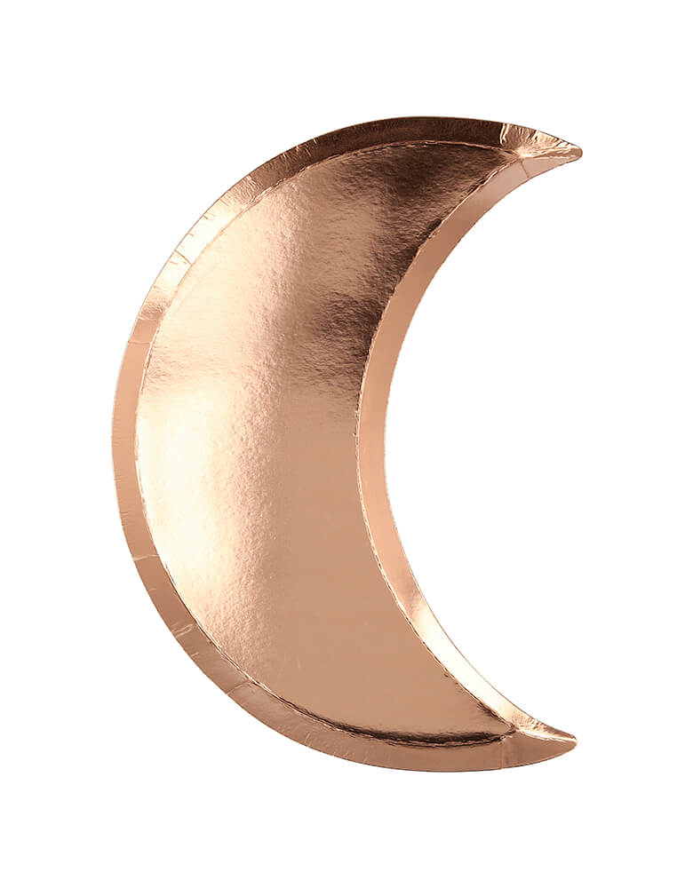 Meri Meri - 216406 Vintage Halloween Copper Moon Plate. The plates are expertly crafted in the  die-cut shape of a crescent moon, These shiny crescent moon plates are really out of this world! They are ideal to give your party table a nighttime theme, as all things thrilling on Halloween happen once the moonlight appears.