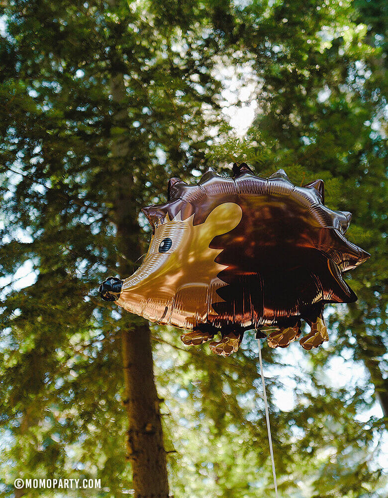 30 inches Hedgehog-Foil-Mylar-Balloon in the wood